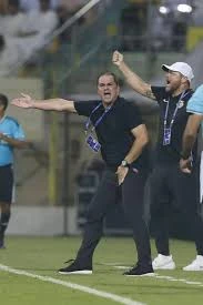قمة نارية في دوري أدنوك: جاردين يعلن جاهزية شباب الأهلي لاختبار الجزيرة الصعب