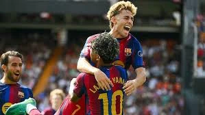 برشلونة يكتسح فالنسيا بخماسية نظيفة في ليلة تألق النجم فيرمين لوبيز