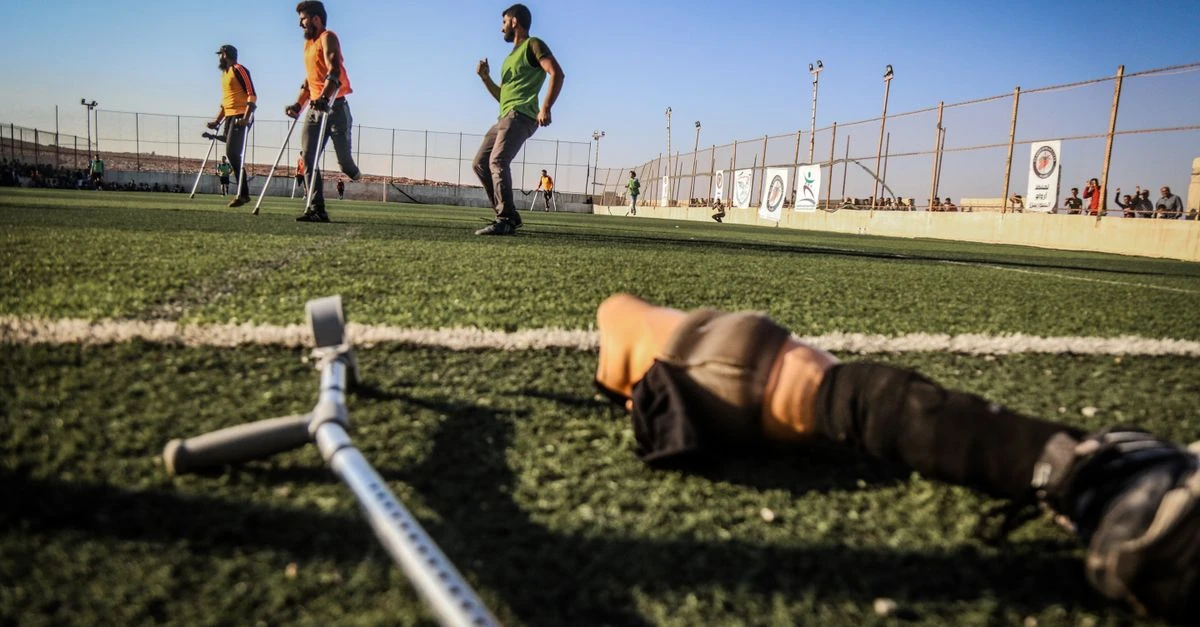أديداس تعتذر بعد انتقادات واسعة لإدراج جندي إسرائيلي مبتور في حملة إعلانية