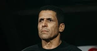 هاني رمزي يصرخ: الأهلي قدم أسوأ شوط.. وعلامات استفهام حول عموتة